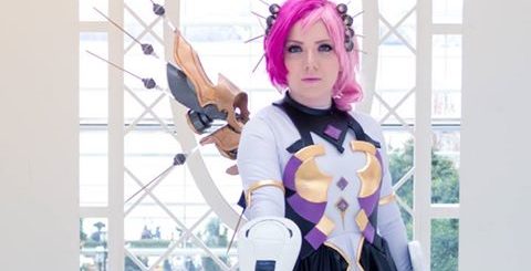 Photo of Miss Koumori as Alisa Bosconovitch from Tekken. Photo taken by an anonymous photographer.